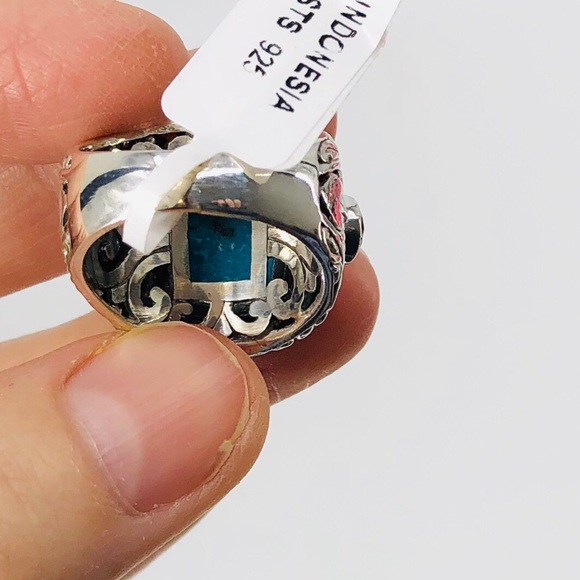Turquoise and topaz in .925 setting ring. Gorgeous statement piece! - Picture 7 of 8